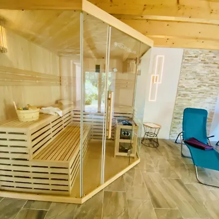 Sommerhaus Am Bach 펜션 *
